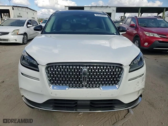 2020 Lincoln Corsair Standard with VIN 5LMCJ1C96LUL13795, listed as a Copart auction lot 84548684 with 94,971 mi miles and Salvage Title. Bid and sale history available at carsss.com. Image 11.
