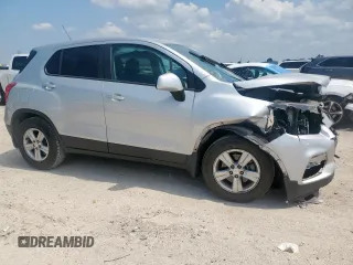 2020 Chevrolet Trax LS with VIN 3GNCJKSB0LL117242, listed as a Copart auction lot 59346525 with 106,347 mi miles and Salvage title. Bid and sale history available at DreamBid. Image 4.