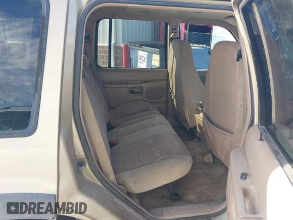 2001 Ford Explorer with VIN 1FMDU72E91ZA10543, listed as a IAAI auction lot 42316149 with 253,862 mi miles and . Bid and sale history available at DreamBid. Image 8.