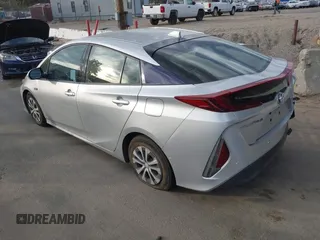 2017 Toyota Prius Plus with VIN JTDKARFP6H3039054, listed as a IAAI auction lot 41665195 with 233,161 mi miles and . Bid and sale history available at DreamBid. Image 3.
