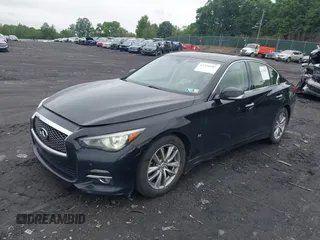 2014 Infiniti Q50 Premium z VIN JN1BV7AR3EM697330, wystawiony jako IAAI lot #42536087 z przebiegiem 231 222 mil mil oraz . Historia ofert i sprzedaży dostępna na DreamBid. Obrazek 2.