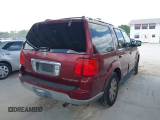 2004 Lincoln Navigator Luxury z VIN 5LMFU27R94LJ10282, wystawiony jako IAAI lot #42115619 z przebiegiem 204 576 mil mil oraz . Historia ofert i sprzedaży dostępna na DreamBid. Obrazek 4.