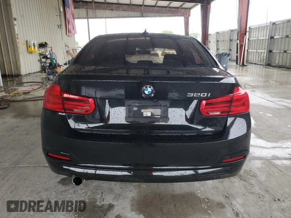 2018 BMW 3 Series 320i with VIN WBA8E1G52JNU93516, listed as a Copart auction lot 59403075 with 86,269 mi miles and Non repairable. Bid and sale history available at DreamBid. Image 6.