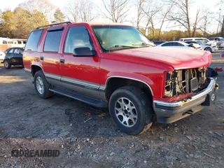 1999 GMC Yukon with VIN 1GKEK13R9XJ748190, listed as a IAAI auction lot 41317890 with 330,490 mi miles. Bid and sale history available at carsss.com. Image 1.