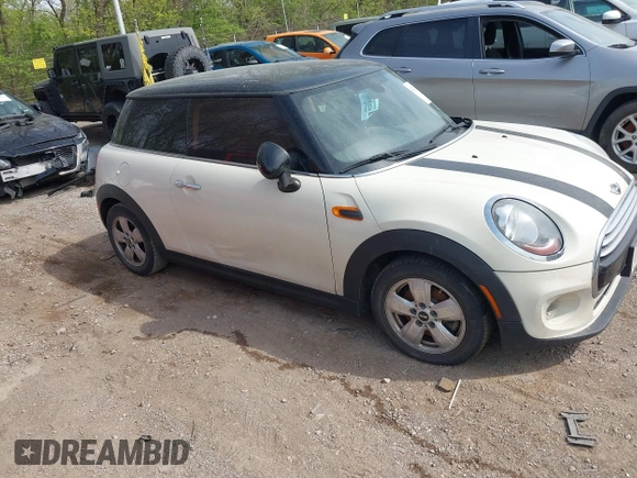 2015 MINI Hardtop with VIN WMWXM5C50FT973617, listed as a IAAI auction lot 42024129 with 94,168 mi miles and . Bid and sale history available at DreamBid. Image 1.