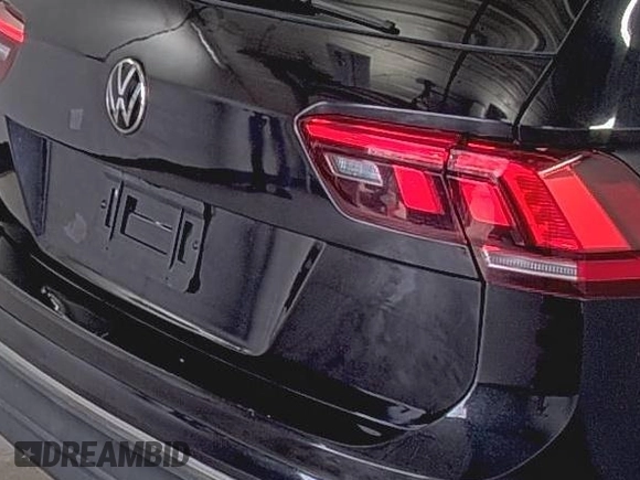 2024 Volkswagen Tiguan SE with VIN 3VV3B7AX6RM075535, listed as a IAAI auction lot 42845052 with 20,867 mi miles and . Bid and sale history available at DreamBid. Image 26.