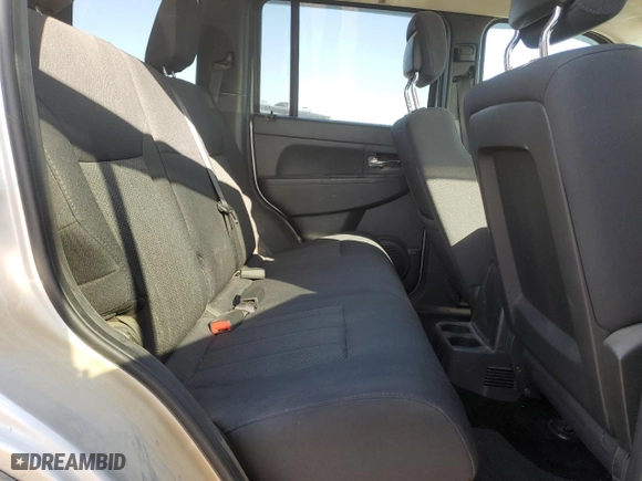 2011 Jeep Liberty Sport Jet with VIN 1J4PN2GK8BW555839, listed as a Copart auction lot 48938005 with NaN miles and Non Repairable. Bid and sale history available at carsss.com. Image 11.