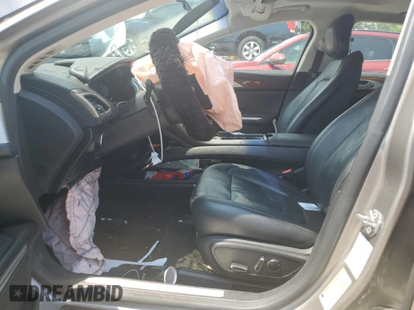 2015 Lincoln MKZ Hybrid with VIN 3LN6L2LU3FR608367, listed as a Copart auction lot 58945505 with 131,829 mi miles and Salvage title. Bid and sale history available at DreamBid. Image 7.