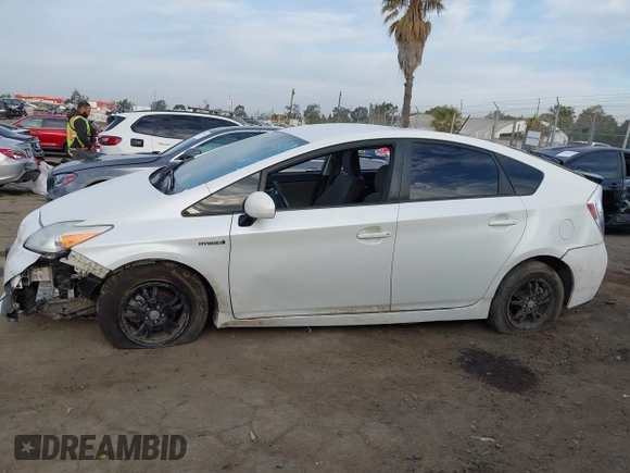 2015 Toyota Prius Four with VIN JTDKN3DU6F0476075, listed as a IAAI auction lot 41894290 with 245,861 mi miles. Bid and sale history available at carsss.com. Image 14.