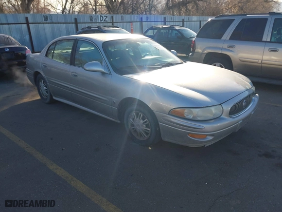 2005 Buick LeSabre Custom with VIN 1G4HP54K55U100811, listed as a IAAI auction lot 41855465 with 409,575 mi miles. Bid and sale history available at carsss.com. Image 1.