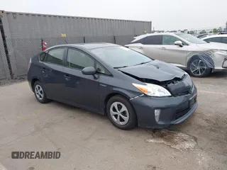 2015 Toyota Prius Four with VIN JTDKN3DU7F1970603, listed as a IAAI auction lot 42643941 with 135,765 mi miles and . Bid and sale history available at DreamBid. Image 1.