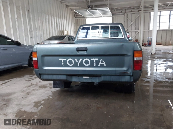1992 Toyota Pickup DLX with VIN JT4RN93P8N5066778, listed as a IAAI auction lot 42508499 with 199,705 mi miles and . Bid and sale history available at DreamBid. Image 16.