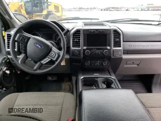 2017 Ford F-350 Platinum z VIN 1FT8W3B63HEE93093, wystawiony jako Copart lot #46731053 z przebiegiem Nie podano mil oraz . Historia ofert i sprzedaży dostępna na DreamBid. Obrazek 8.