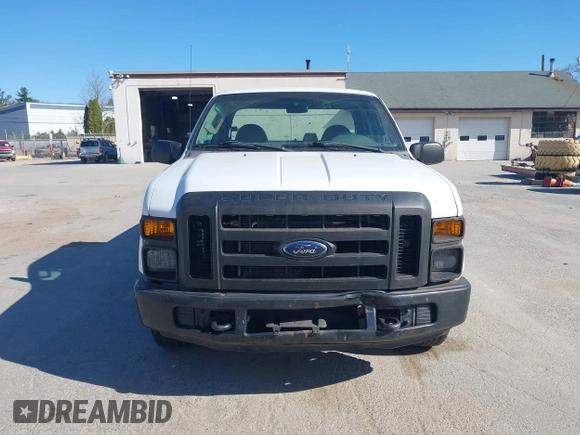 2008 Ford Super Duty F-250 SRW XL with VIN 1FTNX20508EE11793, listed as a IAAI auction lot 42158393 with 144,921 mi miles. Bid and sale history available at carsss.com. Image 12.