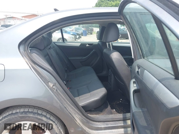 2012 Volkswagen Jetta TDI w/Premium & Nav with VIN 3VWLL7AJ7CM120526, listed as a IAAI auction lot 42494136 with 149,202 mi miles and . Bid and sale history available at DreamBid. Image 8.