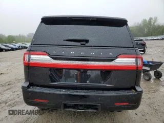 2021 Lincoln Navigator Reserve z VIN 5LMJJ2LT4MEL02895, wystawiony jako Copart lot #55827225 z przebiegiem 73 202 mil mil oraz Szkoda całkowita • Salvage title. Historia ofert i sprzedaży dostępna na DreamBid. Obrazek 6.