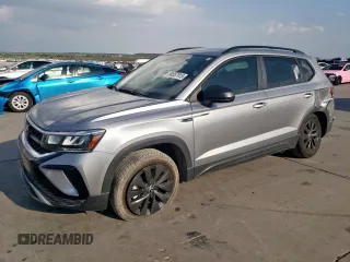 2023 Volkswagen Taos S z VIN 3VVDX7B22PM381573, wystawiony jako Copart lot #50557915 z przebiegiem 19 313 mil mil oraz Szkoda całkowita • Salvage title. Historia ofert i sprzedaży dostępna na DreamBid. Obrazek 1.