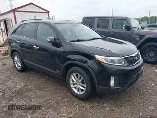 2015 Kia Sorento LX with VIN 5XYKTCA61FG592404, listed as a IAAI auction lot 42656622 with 155,045 mi miles and . Bid and sale history available at DreamBid. Image 1.