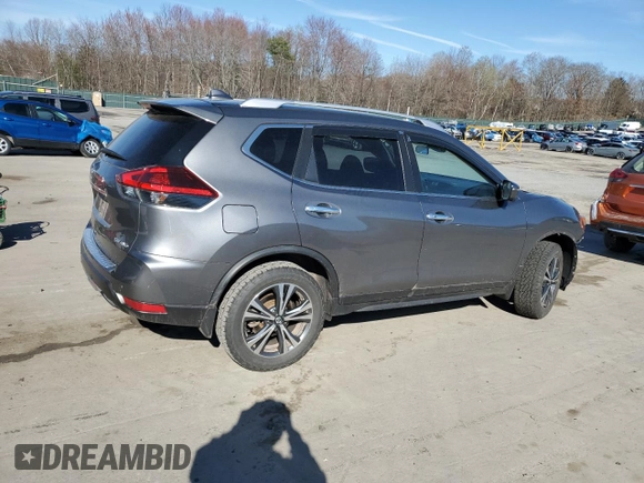 2019 Nissan Rogue SV with VIN JN8AT2MV6KW401800, listed as a Copart auction lot 51526515 with 54,587 mi miles and Salvage Title. Bid and sale history available at carsss.com. Image 3.