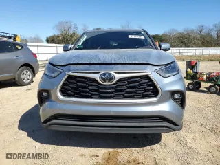 2021 Toyota Highlander XLE with VIN 5TDGZRAH9MS080656, listed as a Copart auction lot 47104595 with 55,616 mi miles and Salvage Title. Bid and sale history available at carsss.com. Image 5.