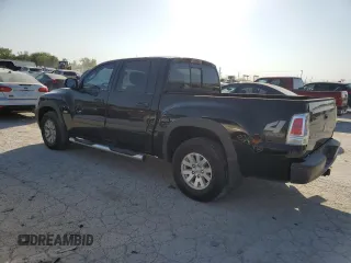 2006 Mitsubishi Raider z VIN 1Z7HT38K76S574856, wystawiony jako Copart lot #74367324 z przebiegiem 176 611 mil mil oraz Czysty tytuł • Clean title. Historia ofert i sprzedaży dostępna na DreamBid. Obrazek 2.