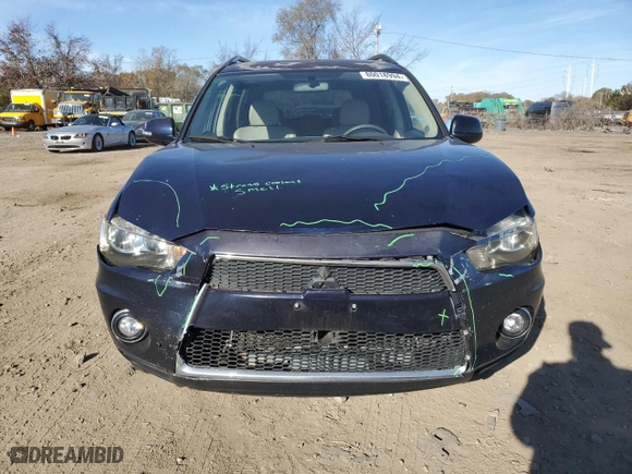 2010 Mitsubishi Outlander XLS with VIN JA4JT4AX2AZ003648, listed as a Copart auction lot 80018994 with 135,872 mi miles and Salvage Title. Bid and sale history available at carsss.com. Image 5.