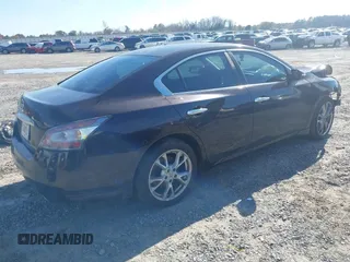 2012 Nissan Maxima SV с VIN 1N4AA5AP3CC826506, выставлен на аукционе IAAI как лот 41093387 с пробегом 231 964 миль миль и . История ставок и продаж доступна на DreamBid. Изображение 4.