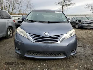 2015 Toyota Sienna XLE with VIN 5TDYK3DC4FS643475, listed as a Copart auction lot 52697405 with 153,808 mi miles and Salvage Title. Bid and sale history available at DreamBid. Image 5.