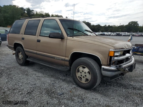 1995 Chevrolet Tahoe with VIN 1GNEK13K2SJ439871, listed as a Copart auction lot 73173034 with 274,829 mi miles and Salvage Title. Bid and sale history available at carsss.com. Image 4.