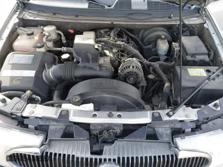 2004 Buick Rainier CXL Plus with VIN 5GAET13P942215142, listed as a IAAI auction lot 41411325 with 109,174 mi miles. Bid and sale history available at carsss.com. Image 10.