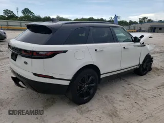 2019 Land Rover Range Rover Velar R-Dynamic SE with VIN SALYL2EX4KA789710, listed as a Copart auction lot 60663533 with 43,677 mi miles. Bid and sale history available at carsss.com. Image 3.