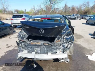 2009 Acura TL z VIN 19UUA86279A017568, wystawiony jako IAAI lot #41975176 z przebiegiem 171 865 mil mil oraz . Historia ofert i sprzedaży dostępna na DreamBid. Obrazek 17.