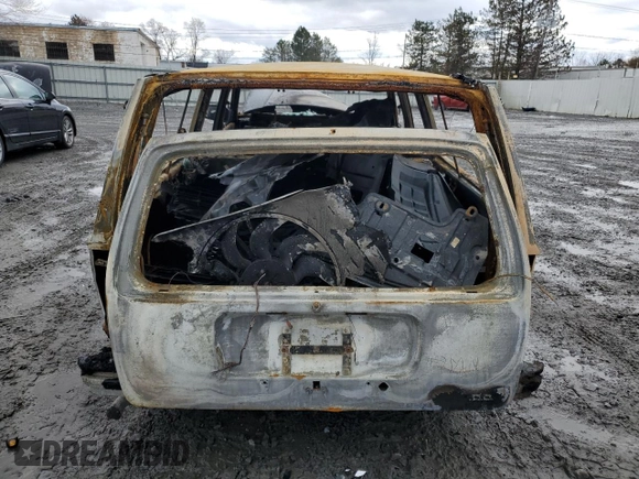 1993 Volvo 240 с VIN YV1AW8807P1959139, выставлен на аукционе Copart как лот 52088745 с пробегом Не указан миль и Списание • Salvage title. История ставок и продаж доступна на DreamBid. Изображение 6.