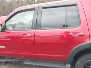 2007 Ford Explorer Eddie Bauer z VIN 1FMEU64E47UA62406, wystawiony jako IAAI lot #41721334 z przebiegiem 98 896 mil mil oraz . Historia ofert i sprzedaży dostępna na DreamBid. Obrazek 14.