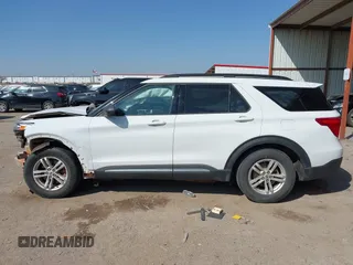 2020 Ford Explorer XLT with VIN 1FMSK7DH8LGB63675, listed as a IAAI auction lot 41802997 with 95,665 mi miles and . Bid and sale history available at DreamBid. Image 15.