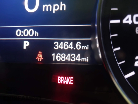 2017 Audi A6 Premium z VIN WAUF8AFC5HN061978, wystawiony jako IAAI lot #41424637 z przebiegiem 168 434 mil mil oraz . Historia ofert i sprzedaży dostępna na DreamBid. Obrazek 15.