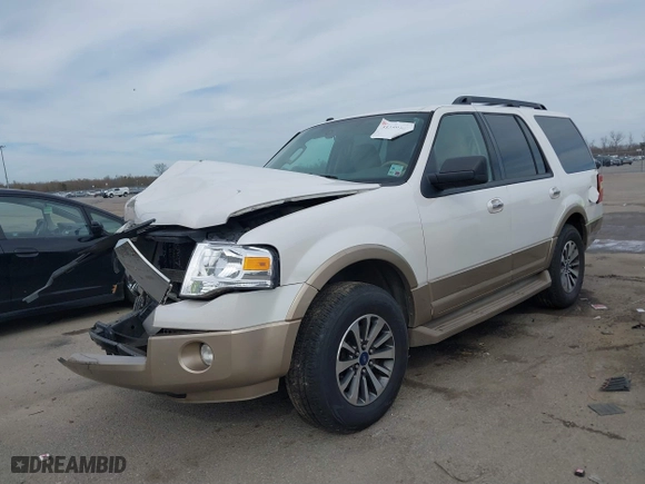 2012 Ford Expedition XLT with VIN 1FMJU1H55CEF33088, listed as a IAAI auction lot 41359307 with 175,214 mi miles. Bid and sale history available at carsss.com. Image 17.