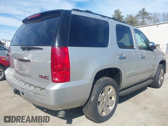 2011 GMC Yukon SLT with VIN 1GKS2CE01BR186874, listed as a IAAI auction lot 41762705 with 249,283 mi miles. Bid and sale history available at carsss.com. Image 4.