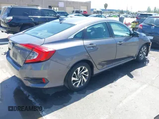 2018 Honda Civic EX с VIN 2HGFC2F7XJH575402, выставлен на аукционе IAAI как лот 42391677 с пробегом 95 623 миль миль и . История ставок и продаж доступна на DreamBid. Изображение 4.
