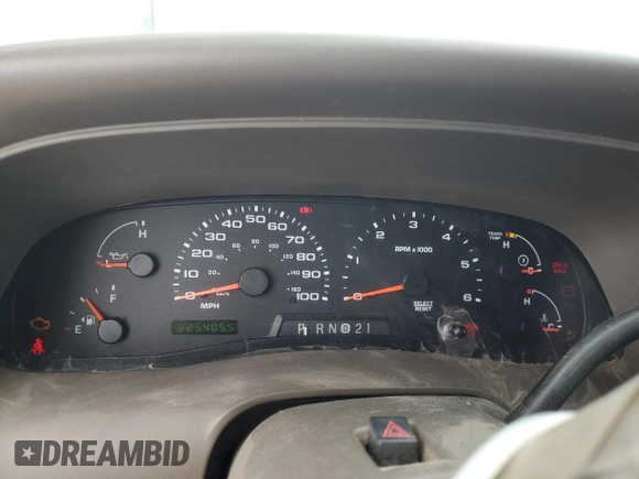 2003 Ford Excursion Limited с VIN 1FMNU43S23EB13028, выставлен на аукционе Copart как лот 59771045 с пробегом 225 405 миль миль и Списание • Salvage title. История ставок и продаж доступна на DreamBid. Изображение 9.