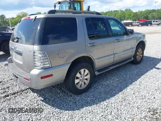 2008 Mercury Mountaineer with VIN 4M2EU47E18UJ08760, listed as a IAAI auction lot 42032107 with 208,982 mi miles. Bid and sale history available at carsss.com. Image 4.