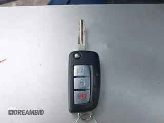 2018 Nissan Rogue SV z VIN KNMAT2MV1JP549695, wystawiony jako IAAI lot #41791393 z przebiegiem 66 856 mil mil oraz . Historia ofert i sprzedaży dostępna na DreamBid. Obrazek 11.
