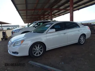 2008 Toyota Avalon XL with VIN 4T1BK36B78U319523, listed as a IAAI auction lot 42078852 with 177,972 mi miles. Bid and sale history available at carsss.com. Image 17.