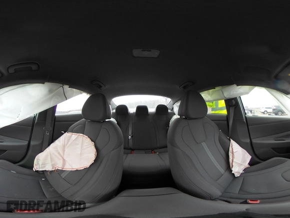 2024 Hyundai Elantra SE with VIN KMHLL4DG2RU786744, listed as a IAAI auction lot 41510735 with 8,221 mi miles and . Bid and sale history available at DreamBid. Image 18.