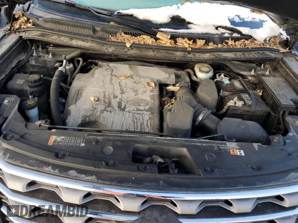 2016 Ford Explorer XLT with VIN 1FM5K8D89GGB03963, listed as a Copart auction lot 82888564 with 112,584 mi miles and Salvage Title. Bid and sale history available at DreamBid. Image 12.