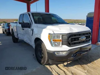 2021 Ford F-150 XL z VIN 1FTEX1C56MKE47893, wystawiony jako IAAI lot #42095350 z przebiegiem 89 885 mil mil oraz . Historia ofert i sprzedaży dostępna na DreamBid. Obrazek 1.