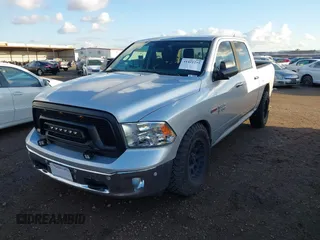 2015 Ram 1500 Big Horn z VIN 1C6RR7LM1FS728001, wystawiony jako IAAI lot #41421255 z przebiegiem 125 037 mil mil oraz . Historia ofert i sprzedaży dostępna na DreamBid. Obrazek 17.