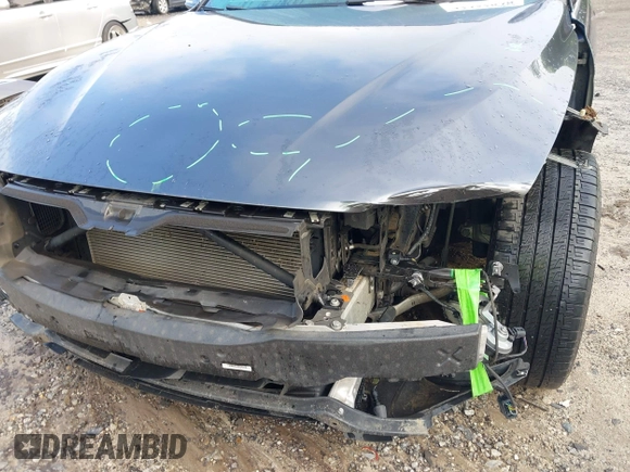 2015 BMW 3 Series 320i with VIN WBA3B1C55FK137532, listed as a IAAI auction lot 42322838 with 79,613 mi miles and . Bid and sale history available at DreamBid. Image 18.