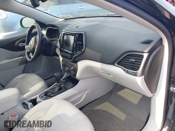 2019 Jeep Cherokee Limited with VIN 1C4PJMDX5KD200135, listed as a IAAI auction lot 42346562 with 94,677 mi miles and . Bid and sale history available at DreamBid. Image 5.