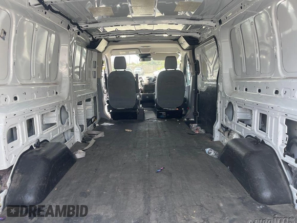 2015 Ford Transit с VIN 1FTNE2YM3FKB32757, выставлен на аукционе IAAI как лот 42605702 с пробегом 124 655 миль миль и . История ставок и продаж доступна на DreamBid. Изображение 5.